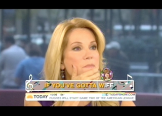 Illustration for article titled Hoda Kotb Serenades Kathie Lee With "Double Dutch Bus"